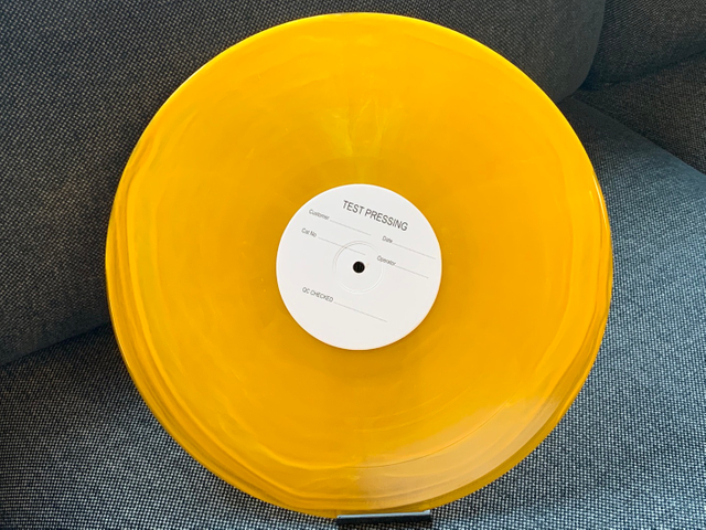7" crystal base orange color mixed vinyl